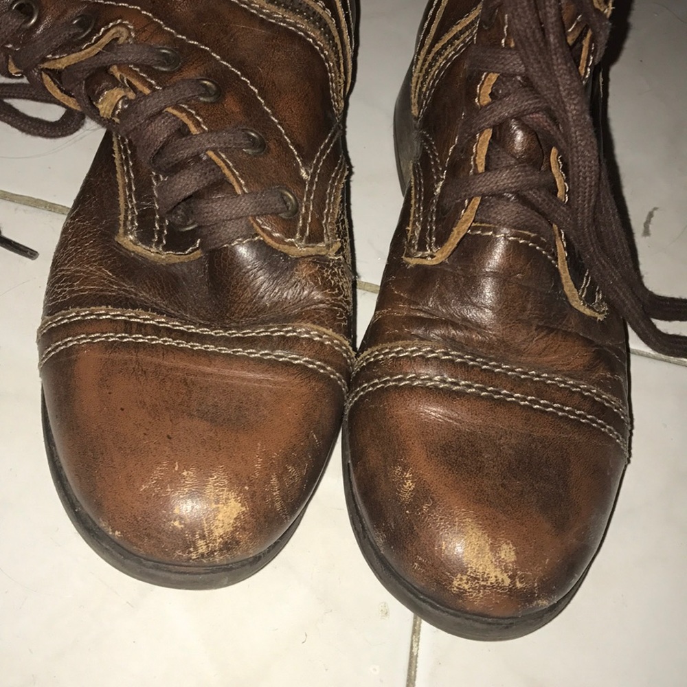 Steve Madden combat boots - Picture 2 of 2